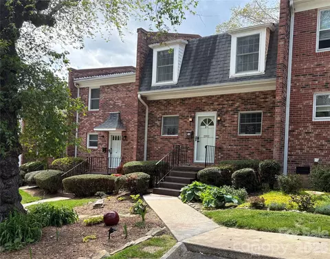 1409 Kensington B-4 Rd #B-4, Hendersonville, NC 28791