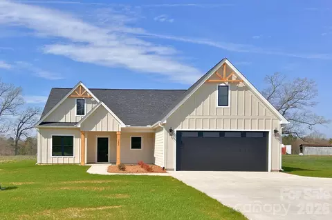 1586 Pleasant Grove Church Rd, Crouse, NC 28033