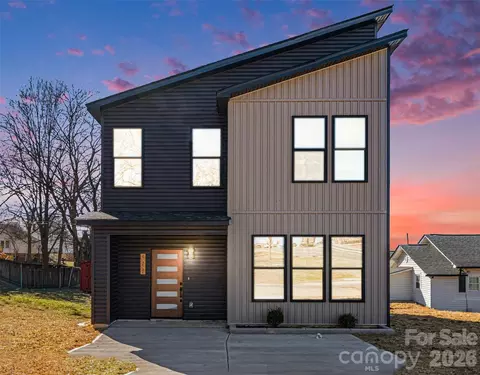 511 W D St, Kannapolis, NC 28081