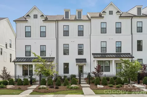 4148 Alexander View Dr, Charlotte, NC 28226