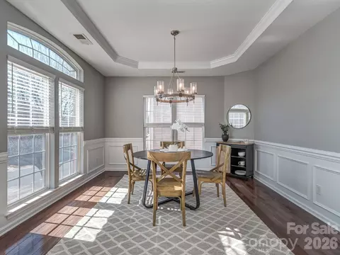 2139 Belle Vernon Ave, Charlotte, NC 28210