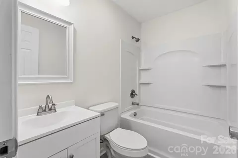 Bath - 705 Gem St, Kannapolis, NC 28083 photo 1 of 1