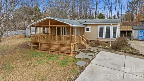 816 Joseph Antoon Cir, Stanley, NC 28164
