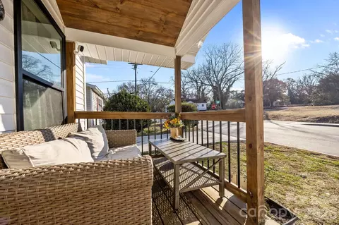 332 Dunlap St, Lancaster, SC 29720