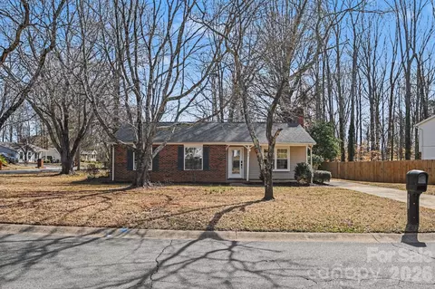 2728 Studley Rd, Charlotte, NC 28212