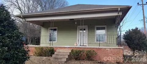 26 Pearl St, Granite Falls, NC 28630