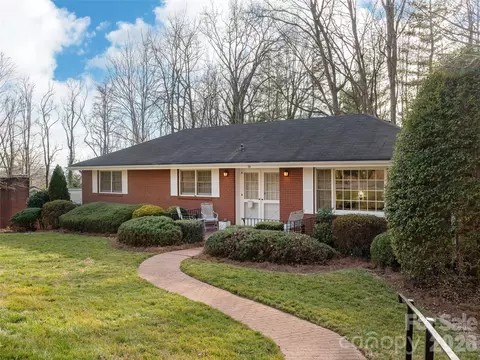 28 Westridge Dr, Asheville, NC 28803