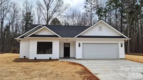 2508 Lazy Oak Dr, Lancaster, SC 29720