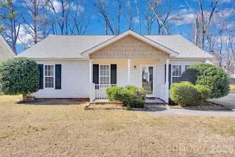 10018 Meadowmead Ct, Charlotte, NC 28273