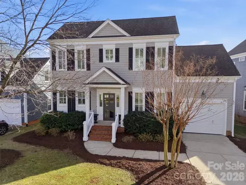 816 Blackburn Ct, Charlotte, NC 28209