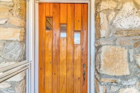 Entry Way - 22 Mountain Spring Ln, Canton, NC 28716 photo 6 of 6