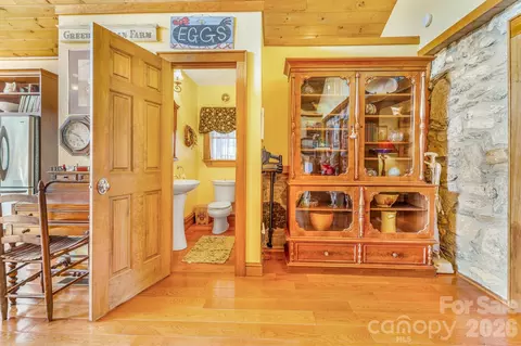 Entry Way - 22 Mountain Spring Ln, Canton, NC 28716 photo 1 of 6