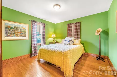 Bedroom - 22 Mountain Spring Ln, Canton, NC 28716 photo 4 of 6
