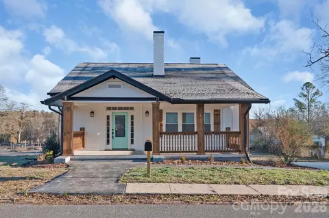 612 W Elliott St, Chester, SC 29706