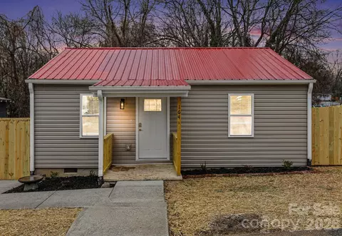 164 SW Chestnut Dr, Concord, NC 28025