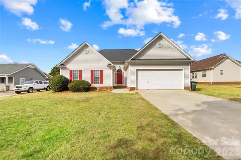 2204 River Chase Dr, Monroe, NC 28110