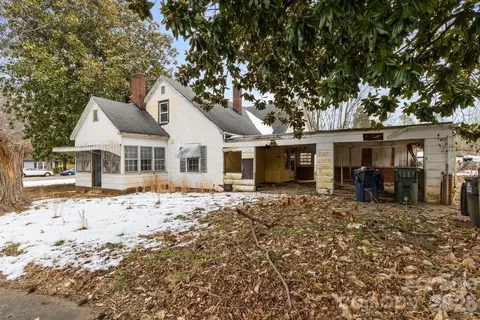 511 Raeford Ave, Lexington, NC 27292