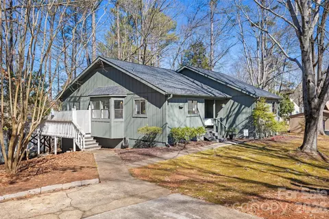 9055 Windjammer Dr, Fort Mill, SC 29708