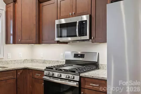 Kitchen - 22 River Bend Ln, Fletcher, NC 28732 photo 2 of 3