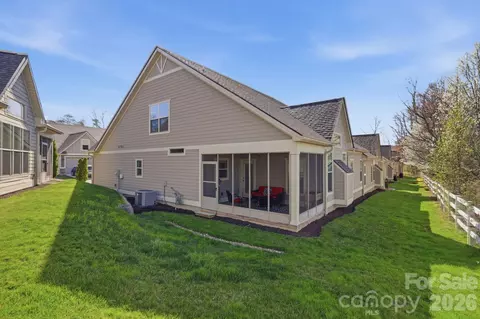 Exterior - 22 River Bend Ln, Fletcher, NC 28732 photo 5 of 7