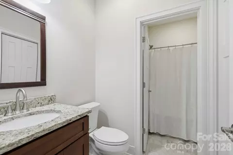 Bath - 22 River Bend Ln, Fletcher, NC 28732 photo 3 of 4