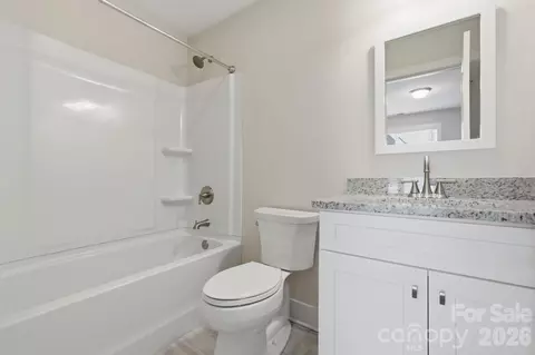 Bath - 22 River Bend Ln, Fletcher, NC 28732 photo 4 of 4