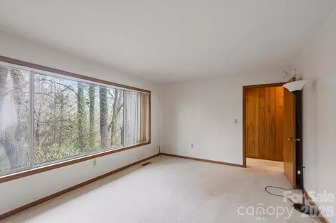 Bedroom - 277 Fairlane Rd, Columbus, NC 28722 photo 2 of 3