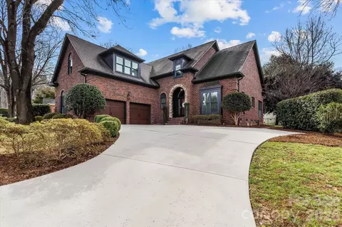 7618 Vistaview Dr, Cornelius, NC 28031