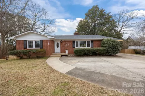 275 Tanner St, Rutherfordton, NC 28139