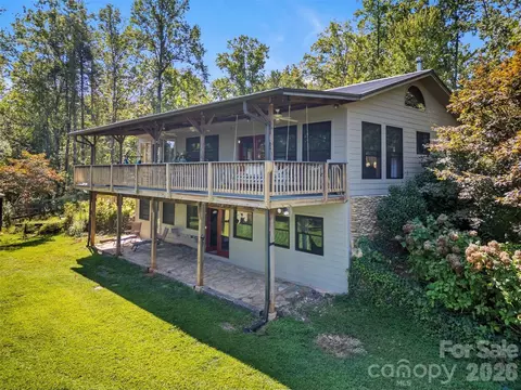 250 Burt Blackwell Rd, Mill Spring, NC 28756