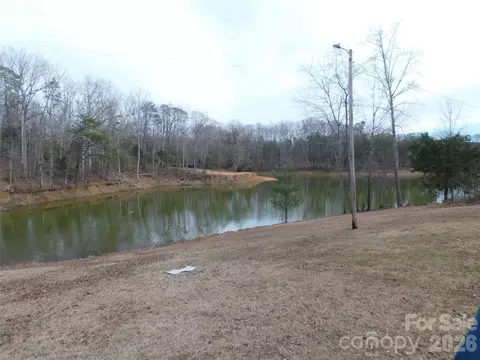 3163 Loomis Rd, Lincolnton, NC 28092