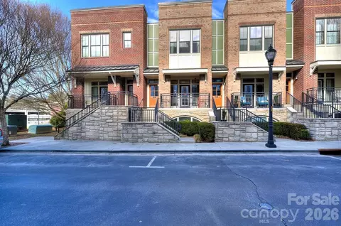 89 Stamford St, Asheville, NC 28803