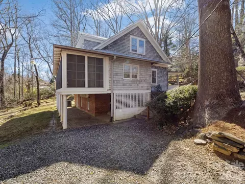 439 Lockhart Rd, Tryon, NC 28782 photo 5