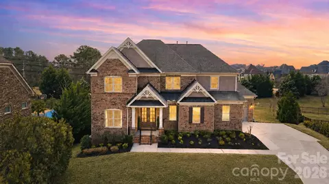 1105 Giacomo Dr, Waxhaw, NC 28173