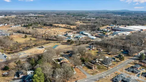 109 9th Se St SE, Conover, NC 28613 photo 9