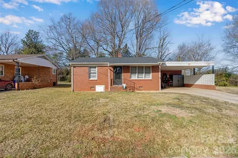 109 9th Se St SE, Conover, NC 28613