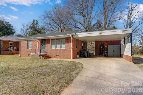 109 9th Se St SE, Conover, NC 28613 photo 3