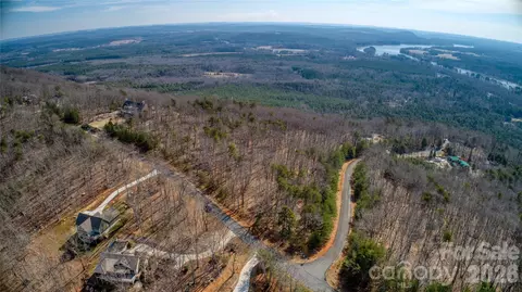 430 Sierra Trace Rd, Denton, NC 27239