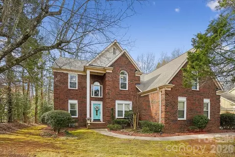 10442 Breamore Dr, Charlotte, NC 28270