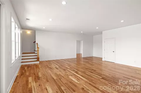 Living - 490 Mapleton Ln, Columbus, NC 28722 photo 5 of 5