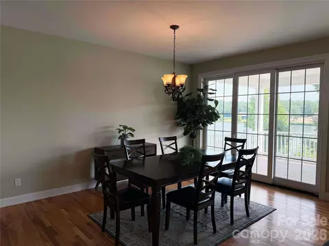 Dining - 490 Mapleton Ln, Columbus, NC 28722 photo 2 of 2