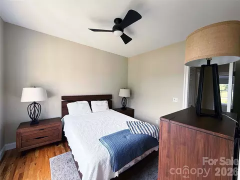 Bedroom - 490 Mapleton Ln, Columbus, NC 28722 photo 7 of 10