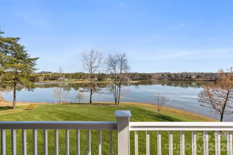 View/Area - 490 Mapleton Ln, Columbus, NC 28722 photo 1 of 3