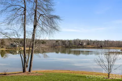 View/Area - 490 Mapleton Ln, Columbus, NC 28722 photo 3 of 3