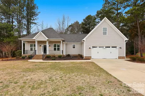1210 Aragon Beach Rd, Rock Hill, SC 29732