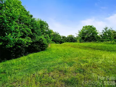 99999 Bear Creek 38 Rd #38, Marshall, NC 28753