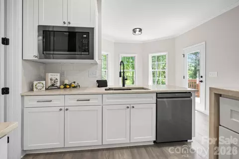 Kitchen - 1378 Valhalla Dr, Denver, NC 28037 photo 1 of 3