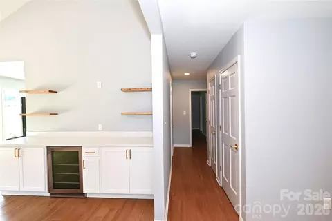Entry Way - 3761 Rock Bridge Ne Dr NE, Conover, NC 28613 photo 1 of 4