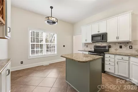 Kitchen - 3865 Granite St, Terrell, NC 28682 photo 1 of 3