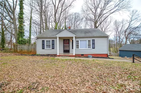 1027 Morningside Park Dr, Gastonia, NC 28054